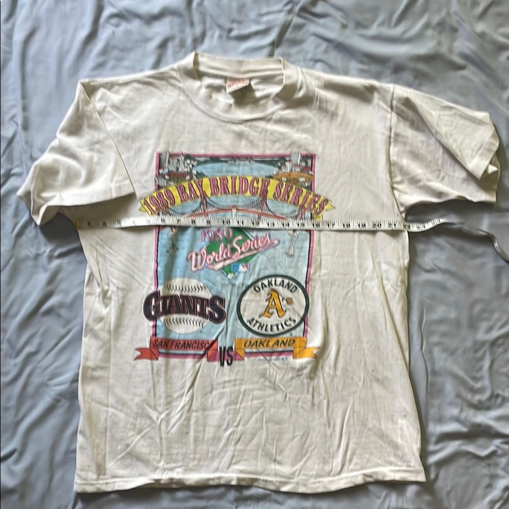 1989 Giants vs Oakland A’s previously worn XL tee